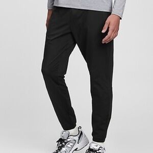 Gap GapFit Knit Recycled Polyester Training Jogger